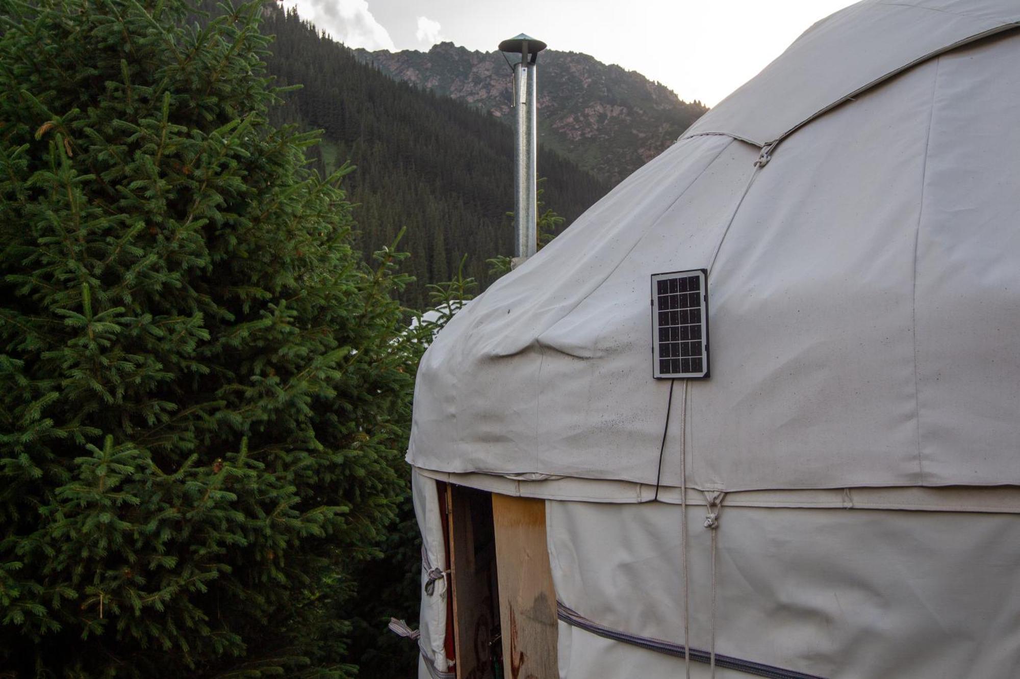 Eco Yurt Camp Arashan Hotel Teploklyuchinskoye Exterior foto