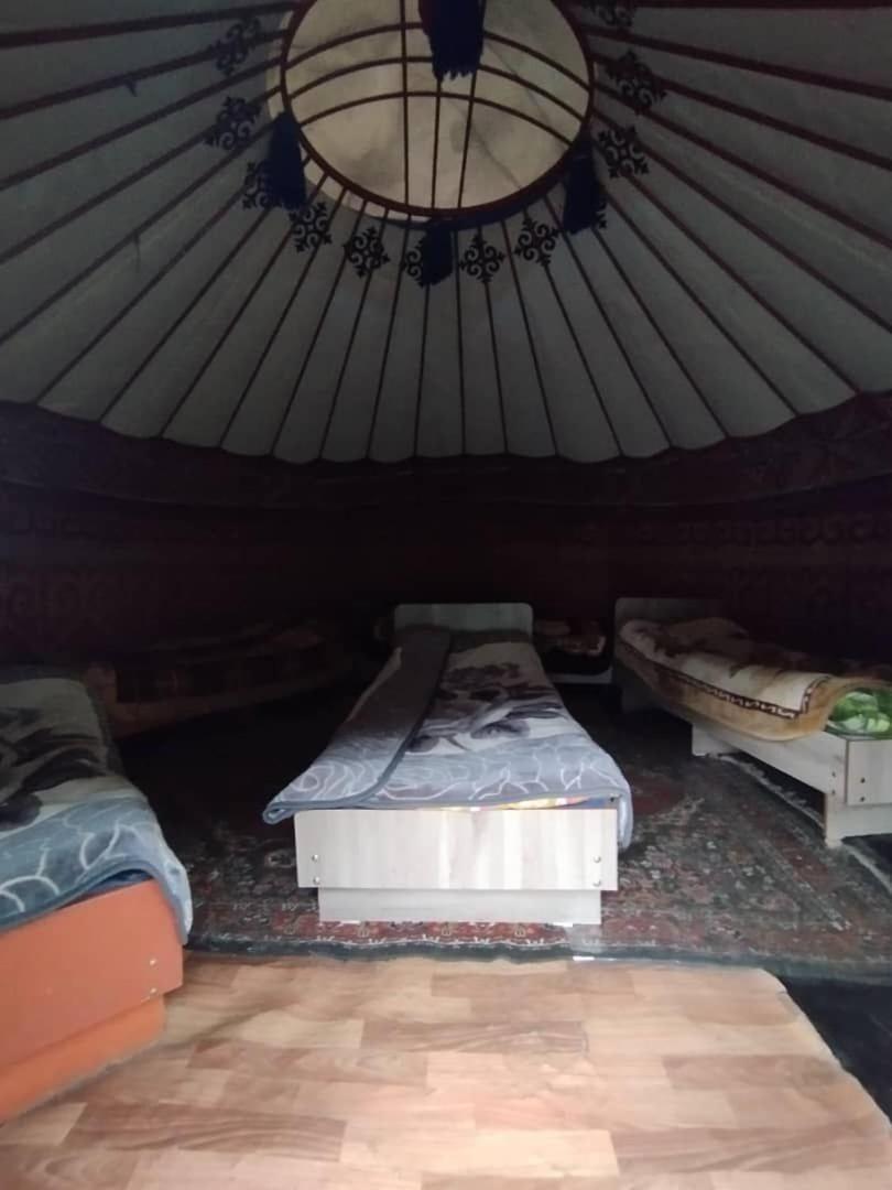 Eco Yurt Camp Arashan Hotel Teploklyuchinskoye Exterior foto